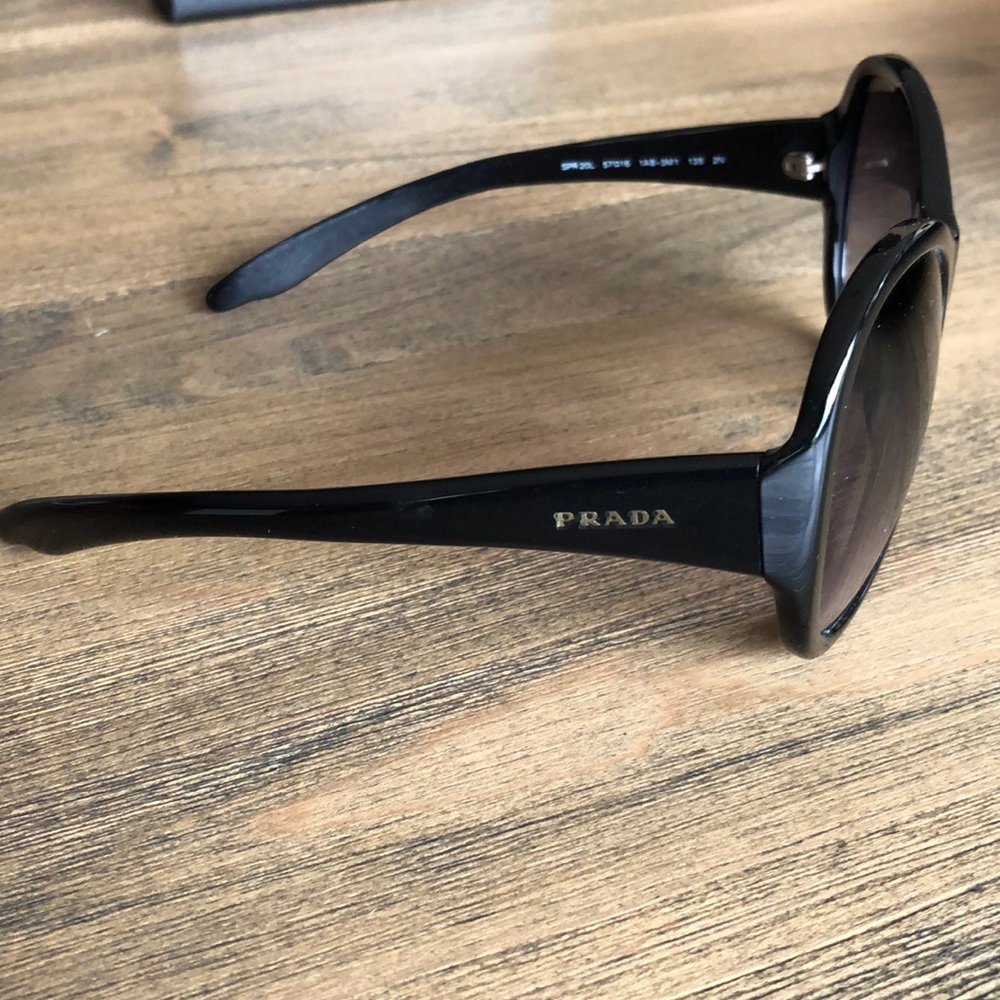 Prada sunglasses: black